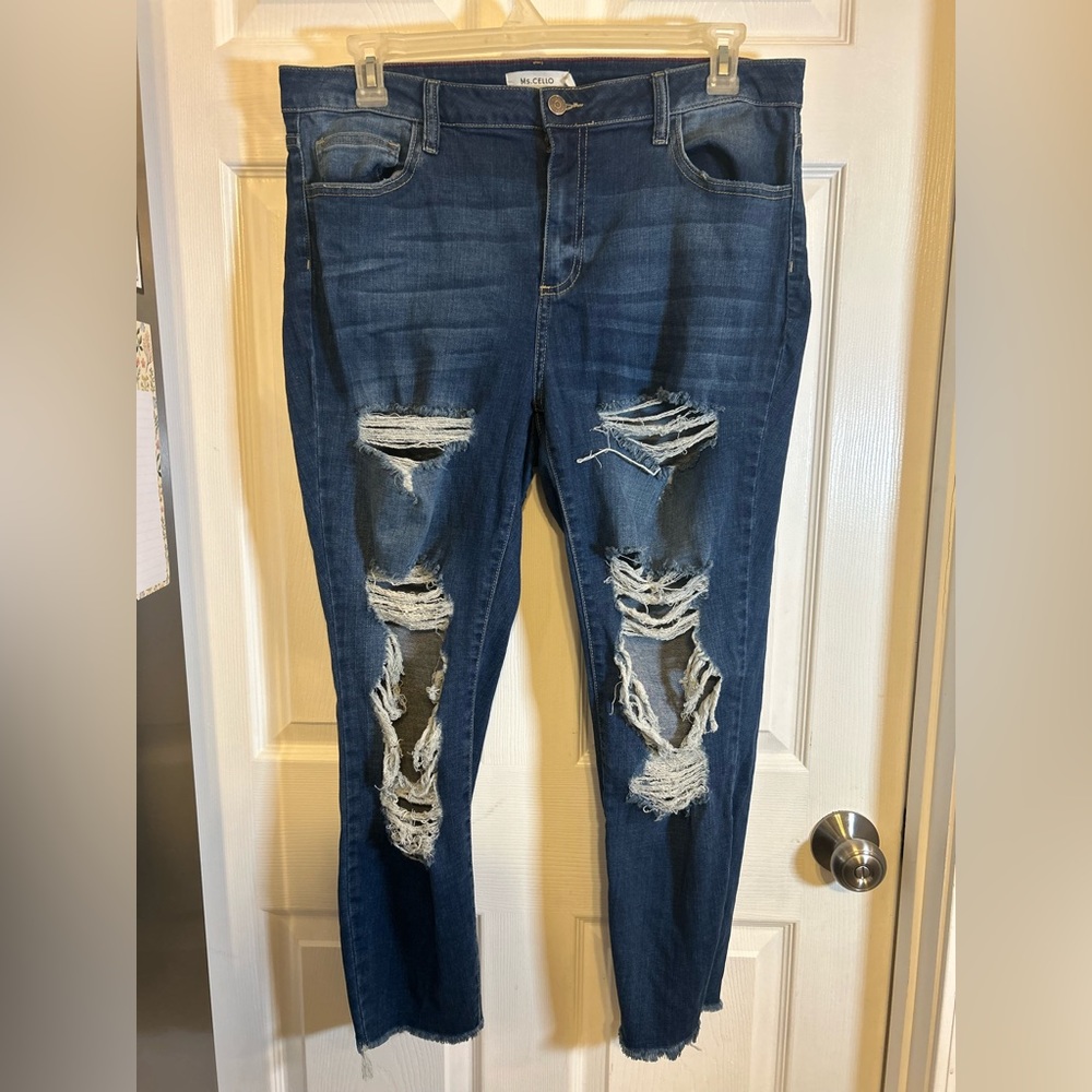 Plus Size Ripped Jeans Size 18